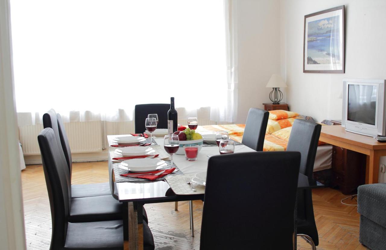 Blue Rose Apartment Budapest Luaran gambar