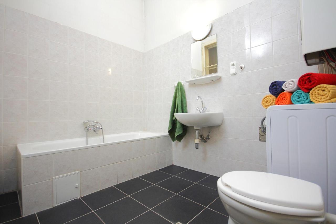 Blue Rose Apartment Budapest Luaran gambar